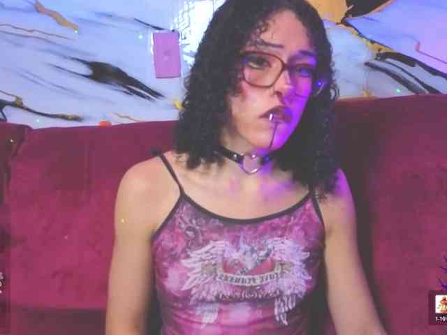 dark-nina- Live Webcam on BongaCams