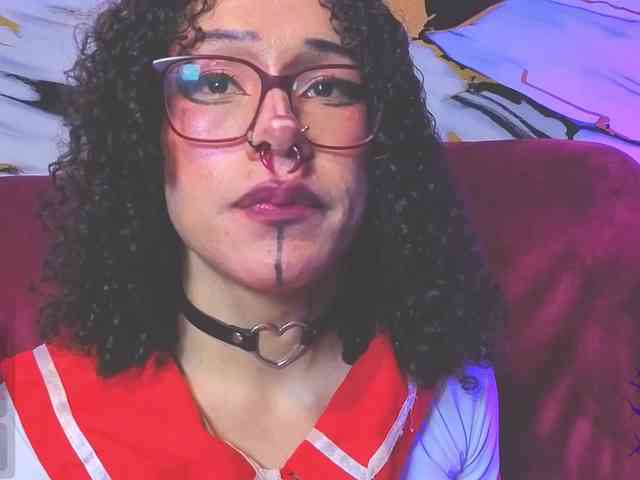 dark-nina- Live Webcam on BongaCams