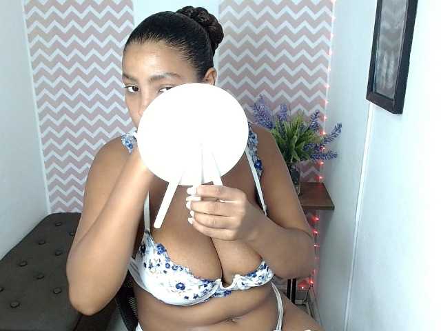 ShantalCarson live cam on BongaCams