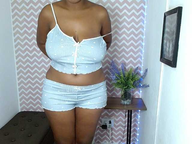 ShantalCarson live cam on BongaCams