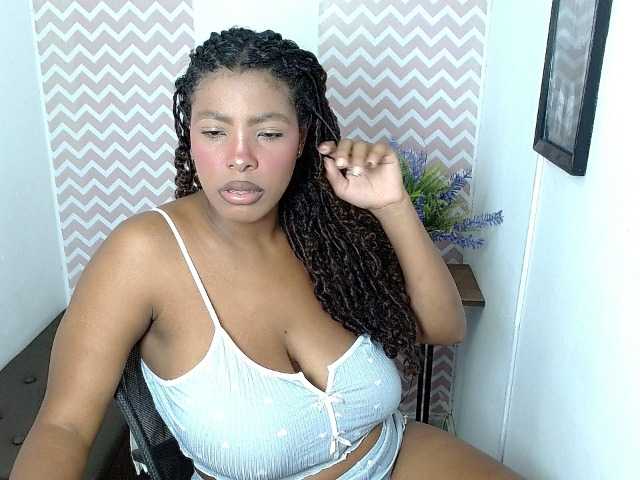 ShantalCarson live cam on BongaCams