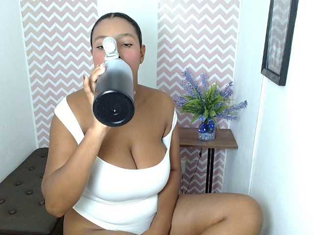 ShantalCarson live webcam show