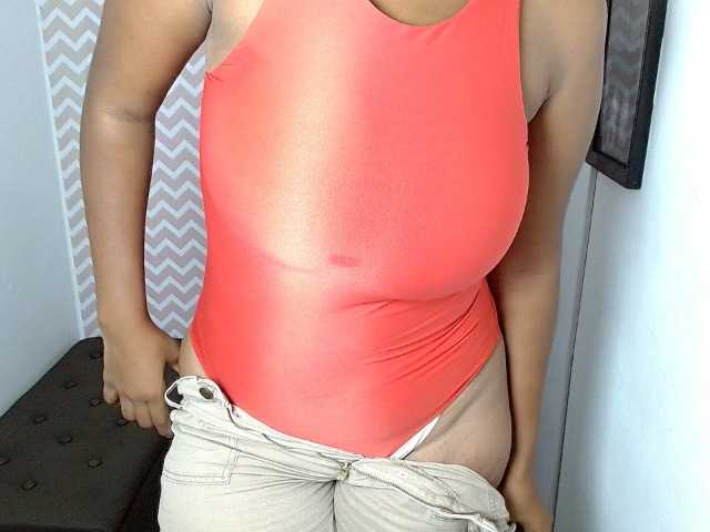 ShantalCarson live cam on BongaCams