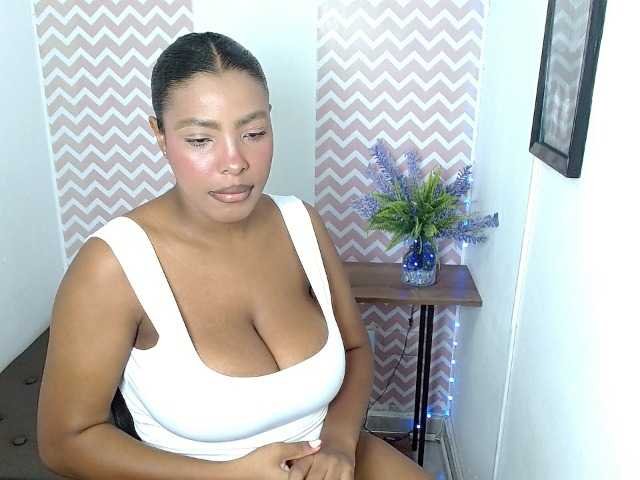 ShantalCarson live cam on BongaCams