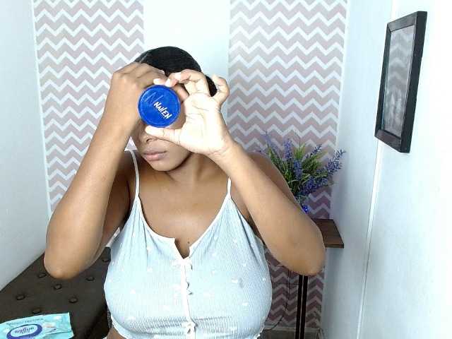 ShantalCarson live cam on BongaCams