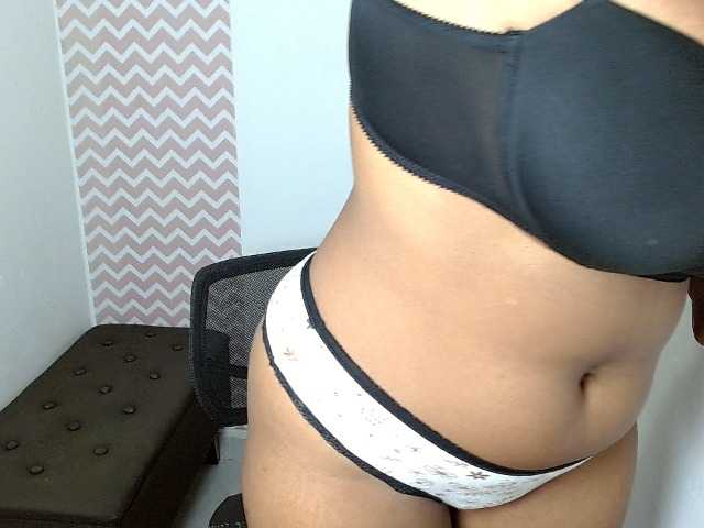 ShantalCarson live cam on BongaCams