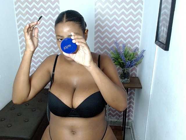 ShantalCarson live cam on BongaCams