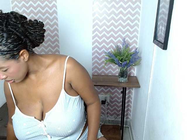 ShantalCarson, en directo ahora en BongaCams