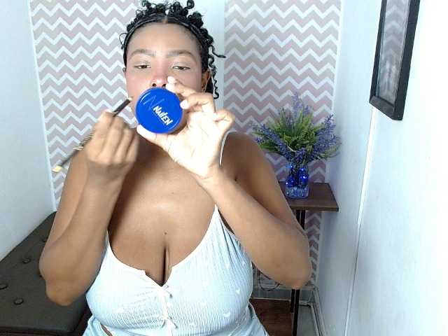 ShantalCarson, en directo ahora en BongaCams