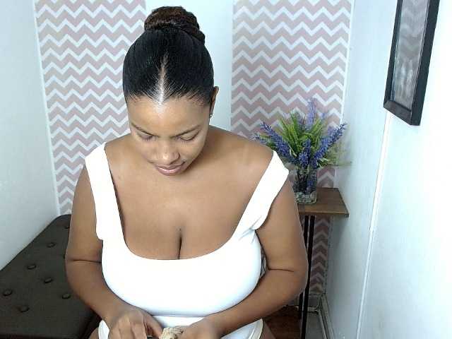 ShantalCarson live stream preview
