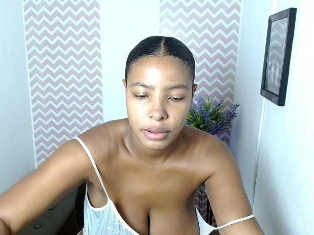ShantalCarson live cam on BongaCams