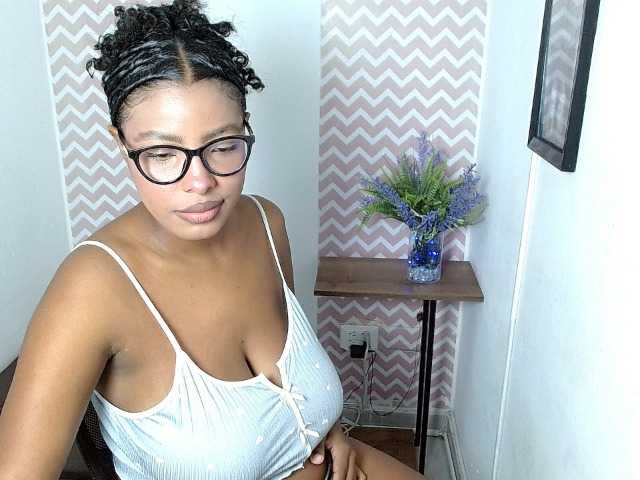 ShantalCarson, en vivo ahora en BongaCams