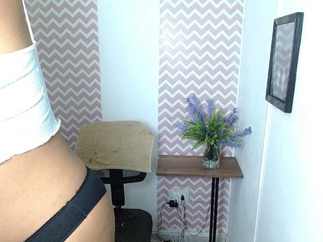 ShantalCarson live webcam show