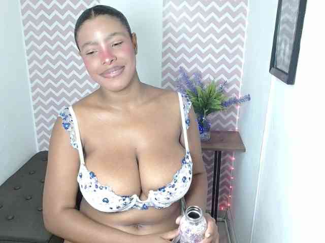 ShantalCarson webcam