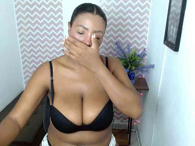 ShantalCarson webcam