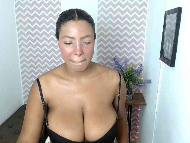 ShantalCarson webcam