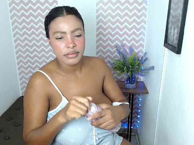 ShantalCarson webcam