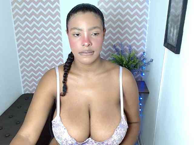 ShantalCarson webcam