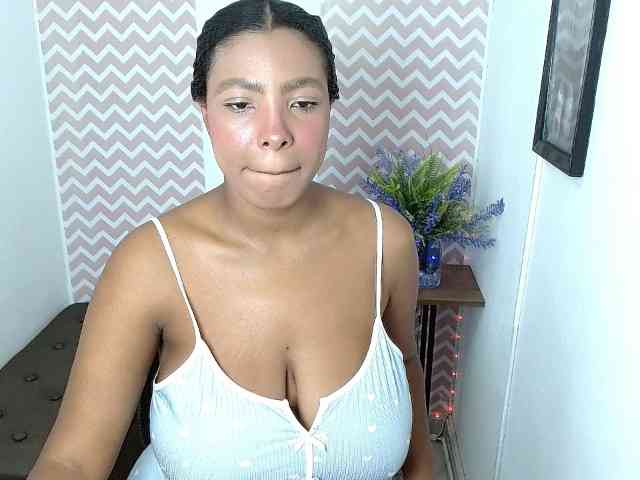 ShantalCarson webcam