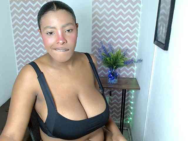 ShantalCarson webcam