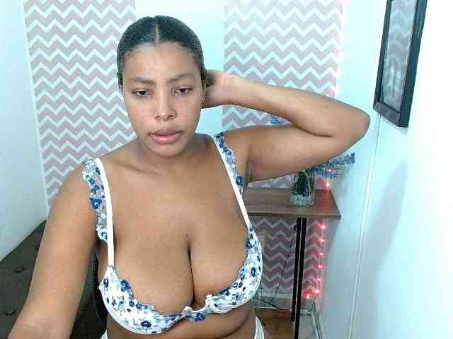 ShantalCarson webcam