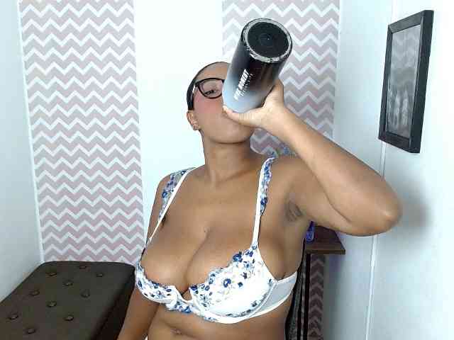 ShantalCarson webcam