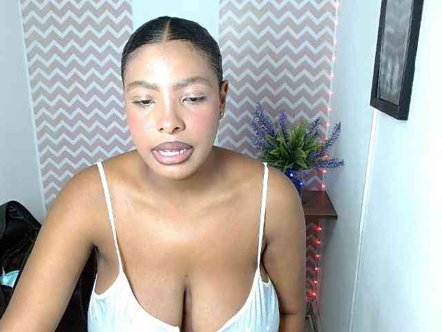 ShantalCarson webcam