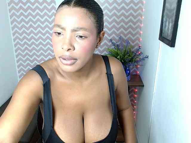 ShantalCarson webcam