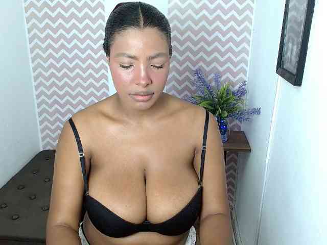 ShantalCarson webcam