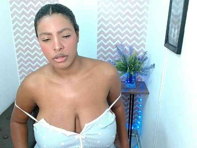 ShantalCarson webcam