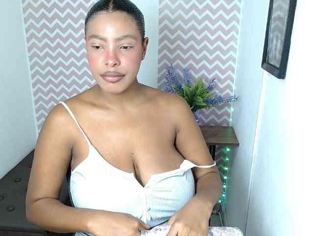 ShantalCarson webcam