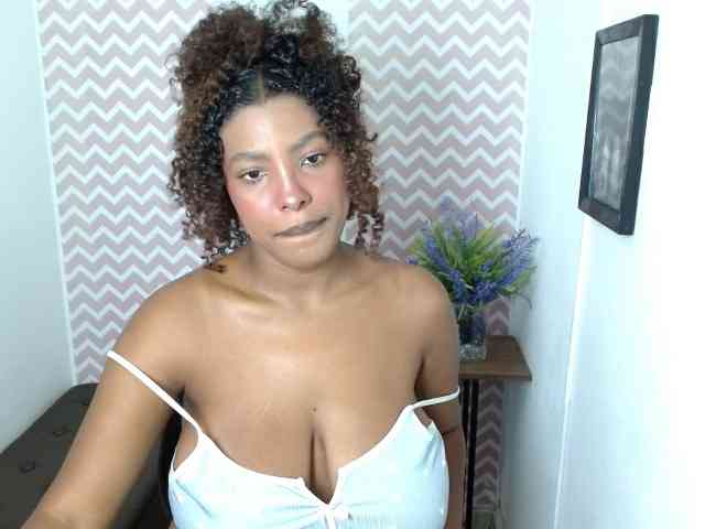 ShantalCarson webcam