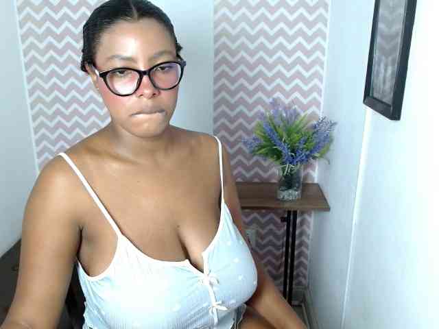 ShantalCarson webcam