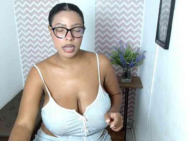 ShantalCarson webcam