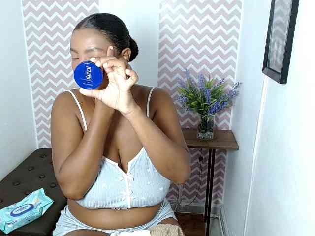 ShantalCarson webcam