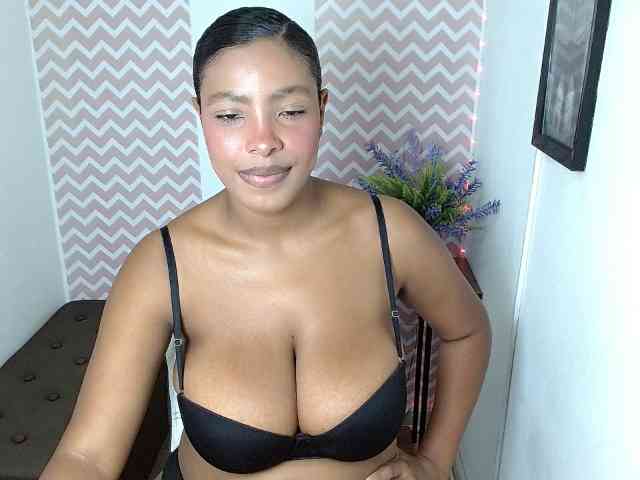 ShantalCarson webcam
