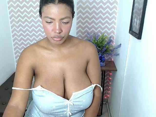 ShantalCarson webcam
