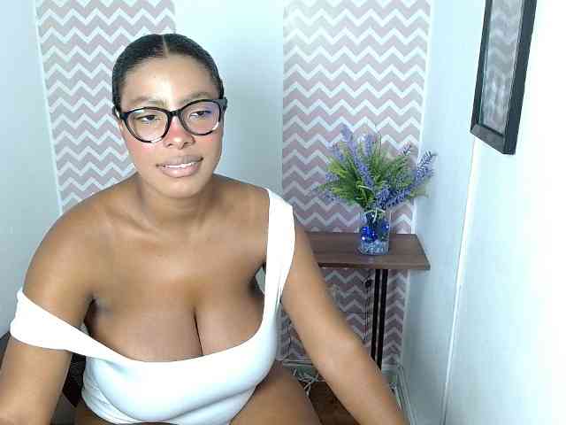 ShantalCarson webcam