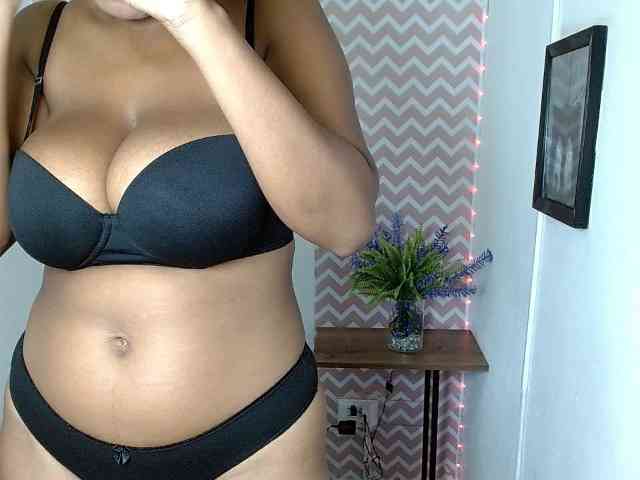 ShantalCarson webcam