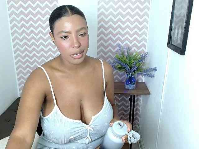 ShantalCarson webcam