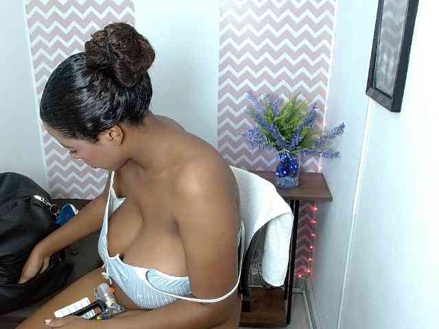 ShantalCarson webcam