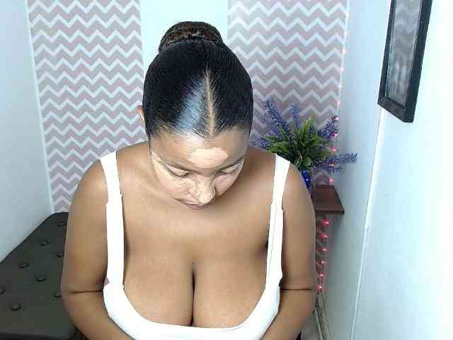 ShantalCarson webcam