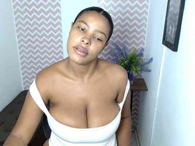 ShantalCarson webcam
