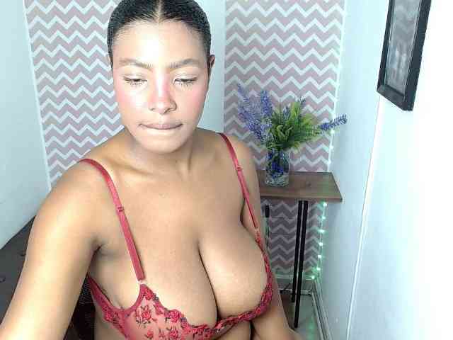 ShantalCarson webcam