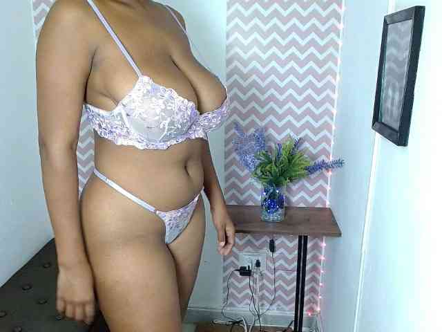 ShantalCarson webcam