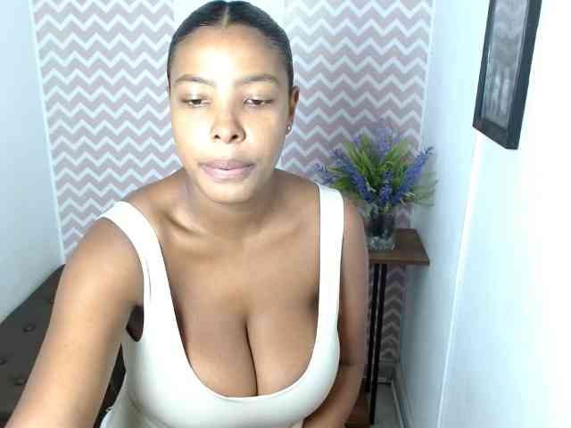 ShantalCarson webcam