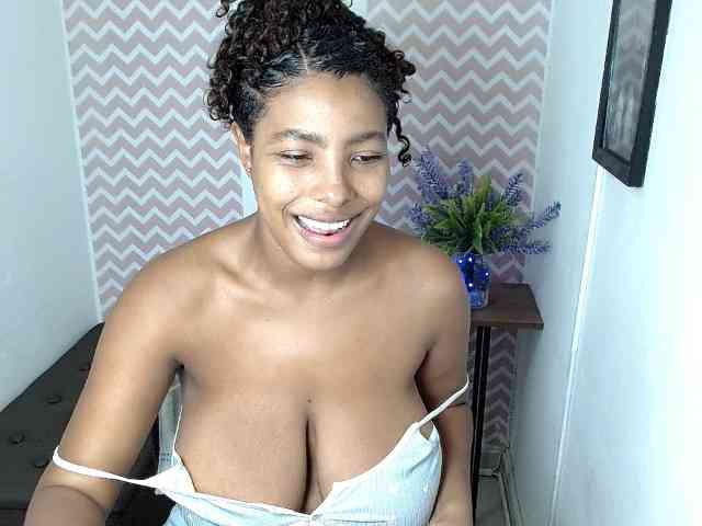 ShantalCarson webcam