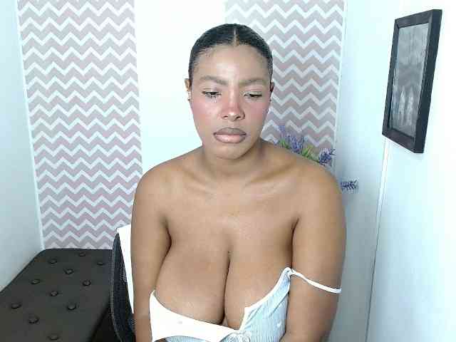 ShantalCarson webcam