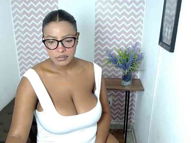 ShantalCarson webcam