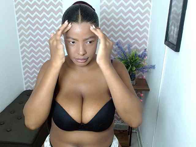 ShantalCarson webcam